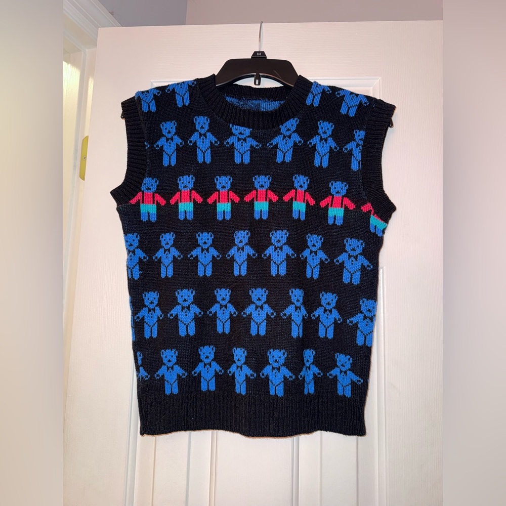 Vintage 80s 90s Novelty Black Knit Sleeveless Sweater Vest Teddy Bear Pattern